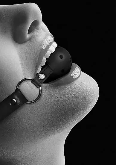 Couples SHOTS AMERICA Ouch Breathable Ball Gag Black