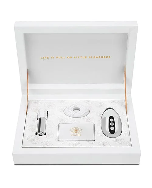 Le Wand Vibrators Le Wand Little Pleasures 6 Piece Kit Chrome Le Wand Vibrators Le Wand Little Pleasures 6 Piece Kit Chrome